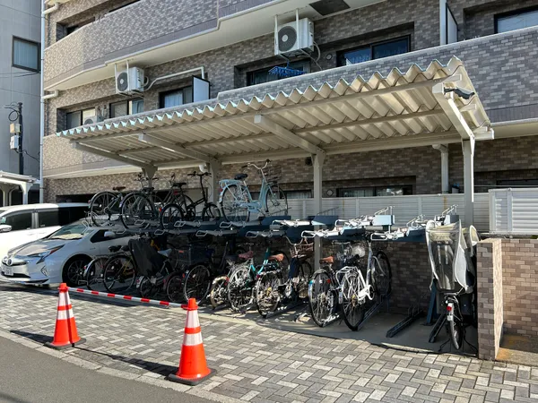 【駐輪場】周囲の住環境も合わせてぜひ一度ご覧ください。