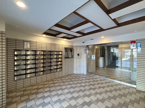 【エントランス】オートロック