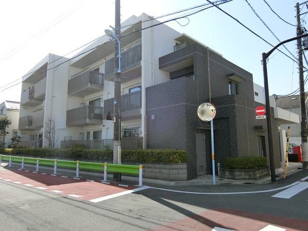 コムロンド上井草フラッツ 外観