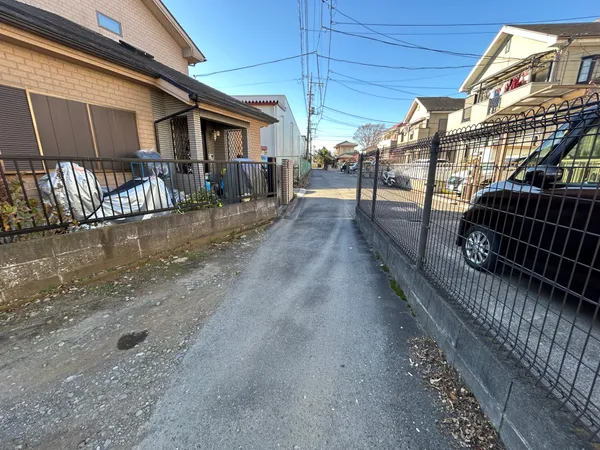 ※建築基準法上の道路ではありません