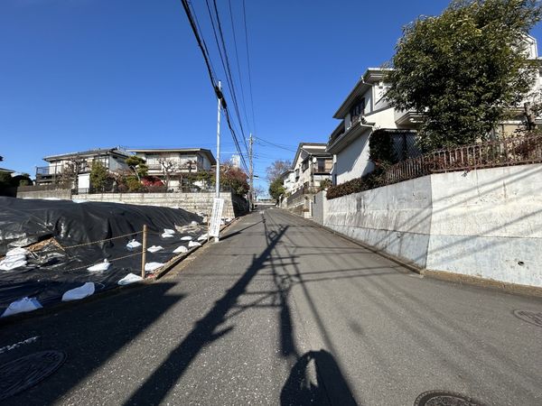 東村山市多摩湖町3丁目 土地 前面道路含む外観 東村山市多摩湖町3丁目 土地 前面道路含む外観