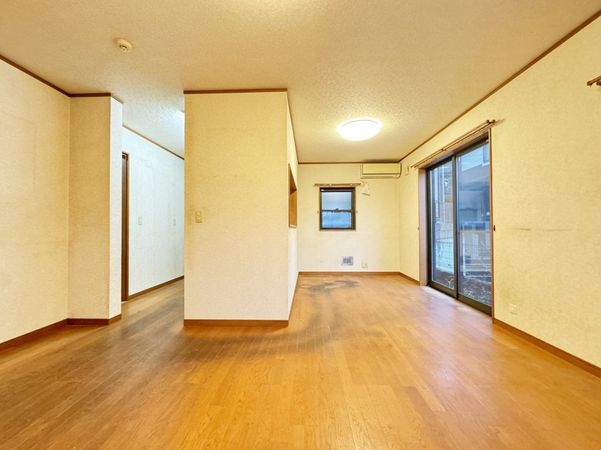 東村山市多摩湖町4丁目 戸建 リビング 東村山市多摩湖町4丁目 戸建 リビング