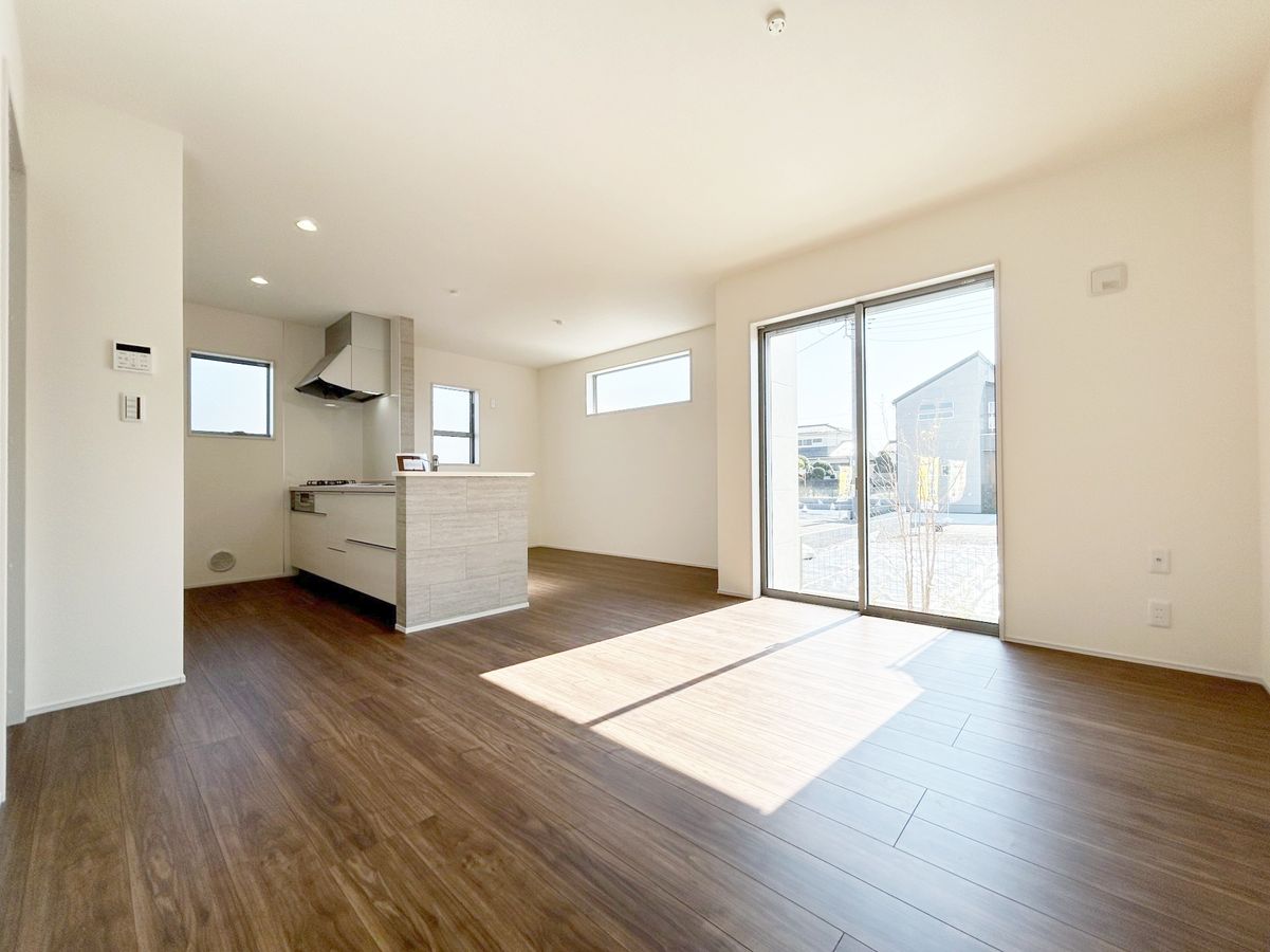 東大和市芋窪4丁目 新築5号棟 リビング リビング