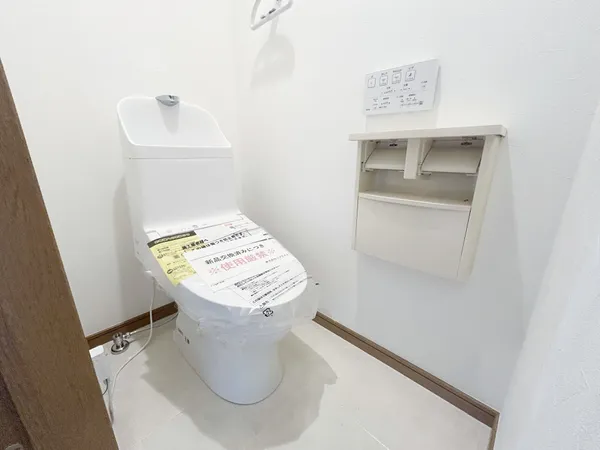 お掃除のしやすいシンプルな内装です。