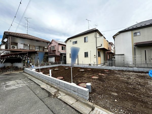 東大和市清水4丁目 新築戸建 前面道路含む外観 東大和市清水4丁目 新築戸建 前面道路含む外観