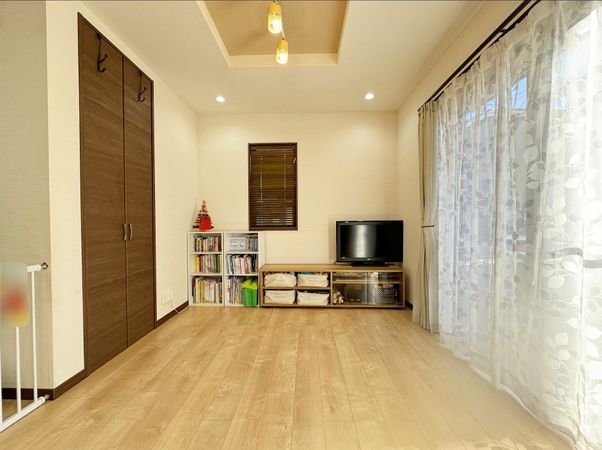 東村山市野口町2丁目 戸建 リビング