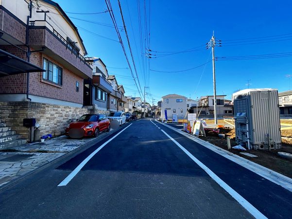 東村山市恩多町3丁目 新築戸建Ⅰ号棟 前面道路含む外観