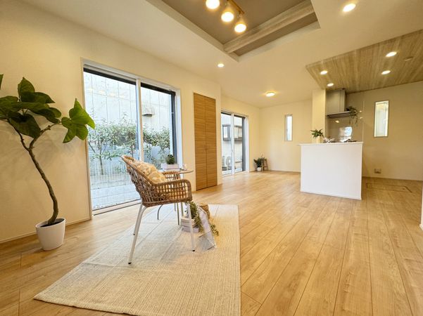 東村山市多摩湖町2丁目 新築戸建 リビング リビング