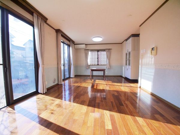 東村山市久米川町5丁目中古戸建 リビング 東村山市久米川町5丁目中古戸建 リビング
