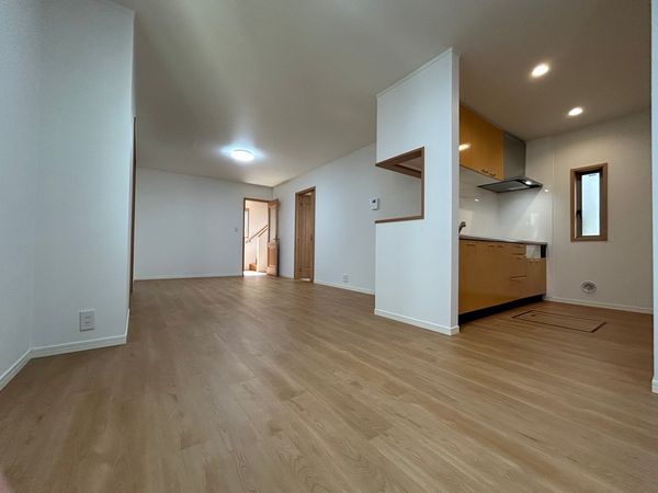 東村山市恩多町5丁目 戸建 リビング 東村山市恩多町5丁目 戸建 リビング