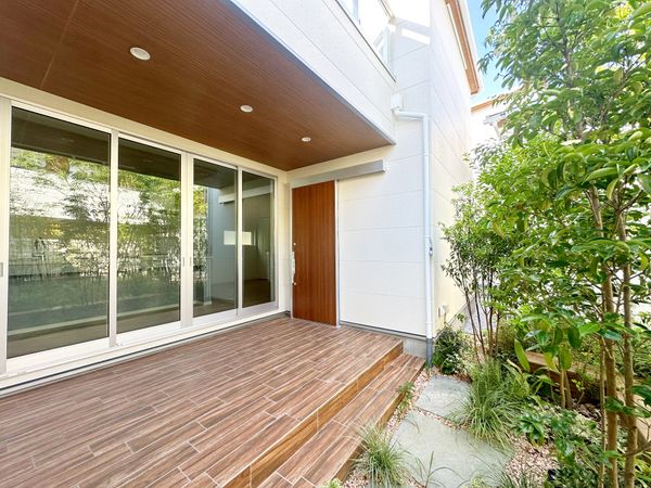 東村山市萩山町2丁目【新築1号棟】 玄関 東村山市萩山町2丁目【新築1号棟】 玄関
