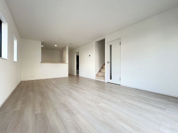 東村山市青葉町3丁目【新築戸建】 リビング