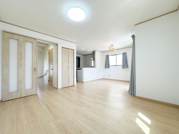東村山市栄町2丁目 戸建 リビング 東村山市栄町2丁目 戸建 リビング