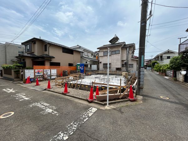東村山市富士見町2丁目 新築戸建1号棟 前面道路含む外観