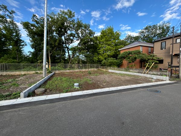 東村山市多摩湖町2丁目 新築戸建7号棟 前面道路含む外観 東村山市多摩湖町2丁目 新築戸建7号棟 前面道路含む外観