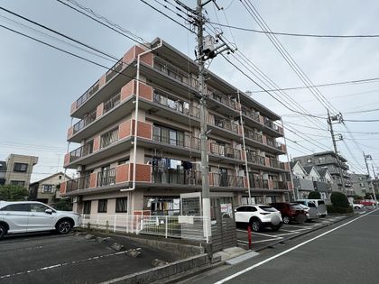 セザール小平 外観