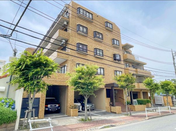 ライオンズマンション久米川第3 外観
