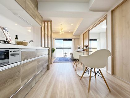 ライオンズマンション久米川第2 弐番館 リビング