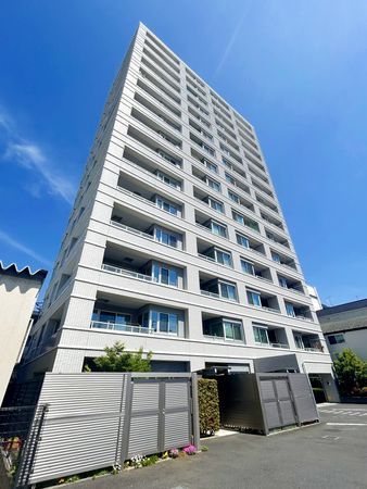 ライオンズ久米川駅前 外観