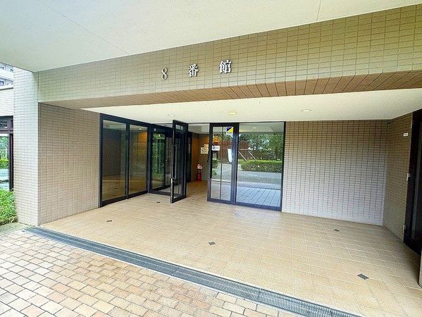 ヴィラージュ・ヴェール 八番館 エントランス ヴィラージュ・ヴェール 八番館 エントランス