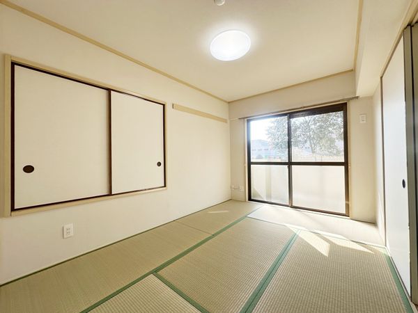 ビーグルマンション恩多町 室内