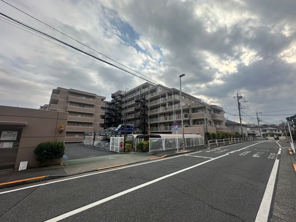 ライネスハイム久米川 外観 ライネスハイム久米川 外観