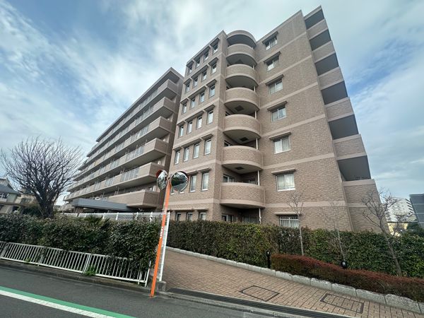 ライネスハイム久米川 外観 ライネスハイム久米川 外観