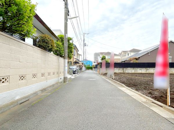 練馬区高野台3丁目土地 1号地 前面道路含む外観
