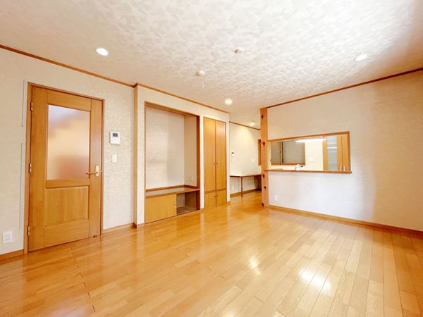 練馬区石神井町8丁目 戸建 リビング