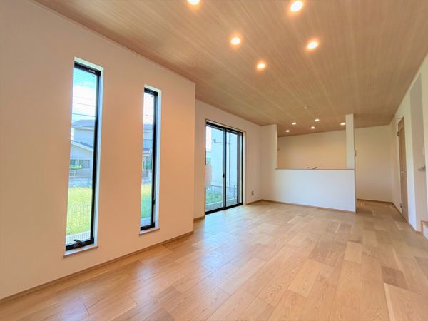 中野区上鷺宮5丁目 新築戸建 B号棟 リビング
