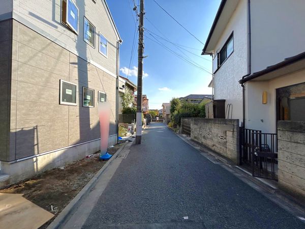 練馬区南田中5丁目 新築戸建 B号棟 前面道路含む外観 前面道路含む外観