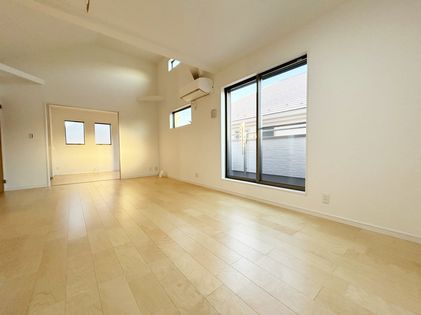 中野区上鷺宮5丁目13期 戸建 C号棟 リビング