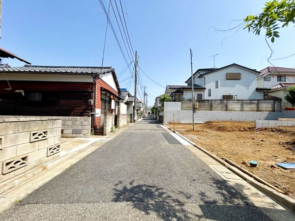練馬区貫井3丁目 新築戸建 2号棟 前面道路含む外観