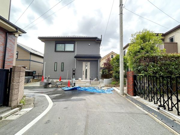 練馬区石神井台2丁目 新築戸建 1号棟 前面道路含む外観 練馬区石神井台2丁目 新築戸建 1号棟 前面道路含む外観