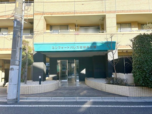 コンフォートパレス石神井公園 エントランス コンフォートパレス石神井公園 エントランス