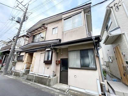 練馬区田柄3丁目古家付土地 前面道路含む外観