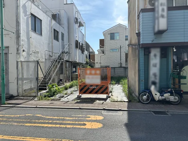 最寄り駅徒歩３分の立地につき、利便性良好です。