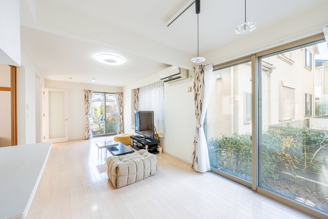 ファインコート氷川台西 リビング ファインコート氷川台西 リビング