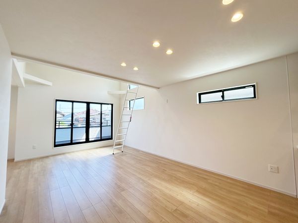 練馬区春日町2丁目 新築戸建 リビング