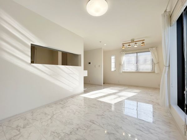 練馬区豊玉中1丁目 戸建 リビング 練馬区豊玉中1丁目 戸建 リビング