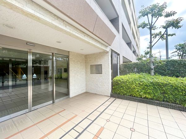 ライオンズガーデン練馬南 エントランス ライオンズガーデン練馬南 エントランス
