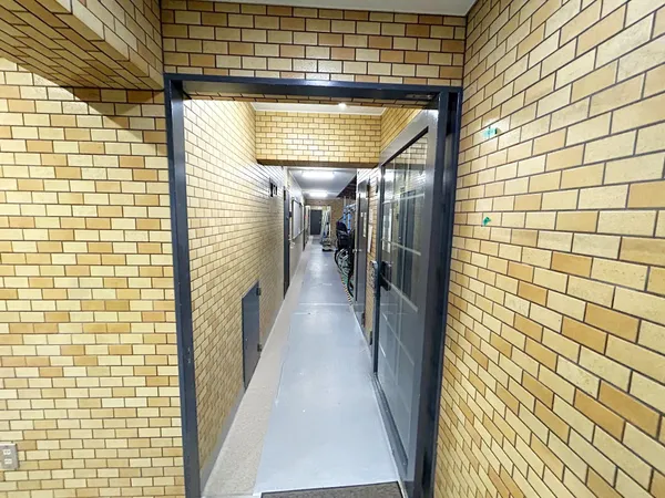 現在大規模修繕中の画像です。