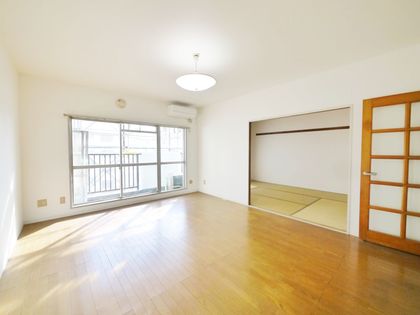 光が丘パークタウン大通り南 7番街13号棟 リビング