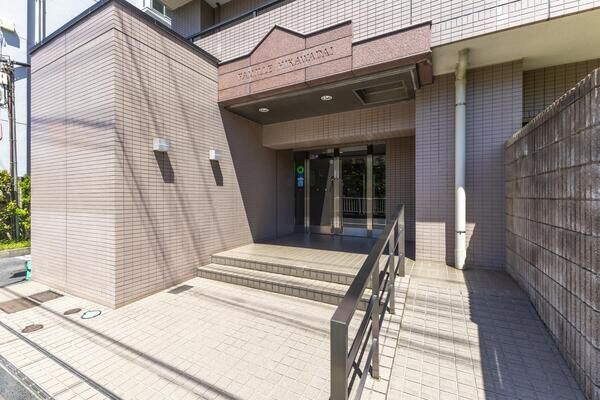 ファミール氷川台 エントランス エントランス