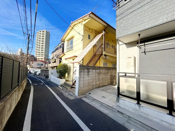 日照良好。閑静な住宅街です。