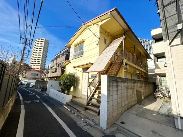 日照良好。閑静な住宅街です。