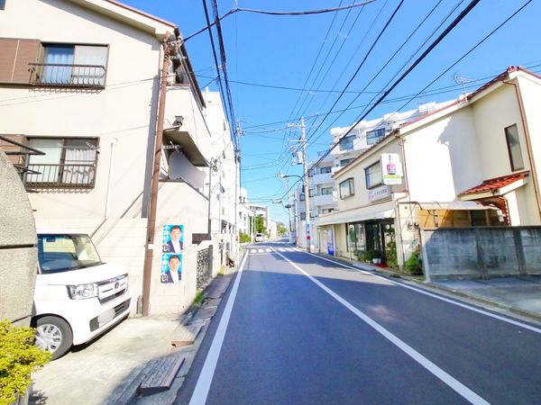 練馬区早宮4丁目 アパート 前面道路含む外観 練馬区早宮4丁目 アパート 前面道路含む外観