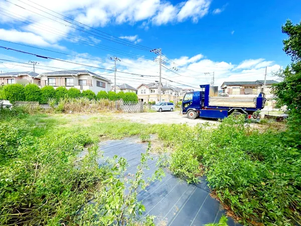 第一種低層住居専用地域のため、低層の住宅が広がります。