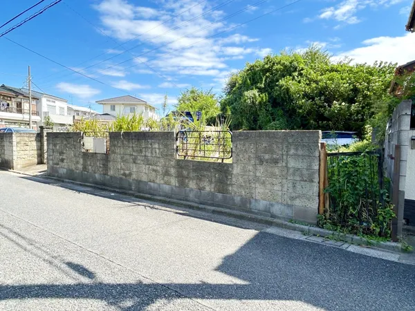 徒歩約5分の立地に「セブンイレブン練馬南大泉1丁目店」がございます。急なお買い物にも便利です。