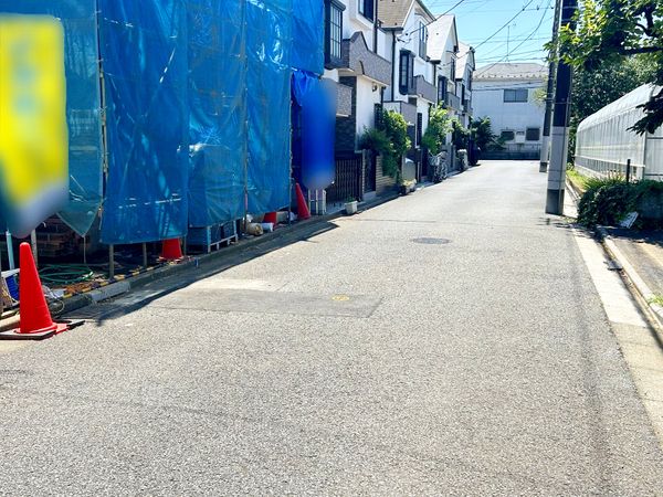 練馬区南大泉2丁目 新築戸建 1号棟 前面道路含む外観 練馬区南大泉2丁目 新築戸建 1号棟 前面道路含む外観